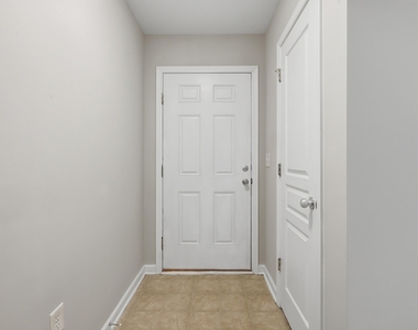 2907 Berkeley Springs Place - Photo Thumbnail 5
