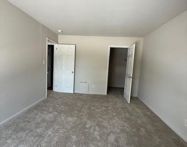 222 Echelon Road - Photo Thumbnail 5