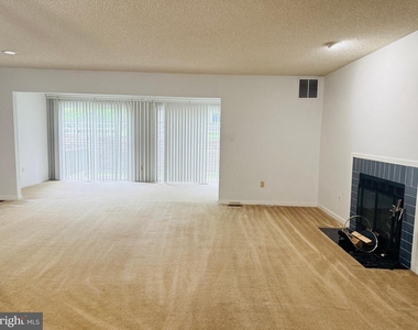 835 Chanticleer Drive - Photo Thumbnail 37