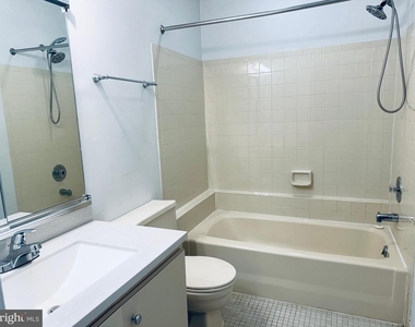 835 Chanticleer Drive - Photo Thumbnail 30