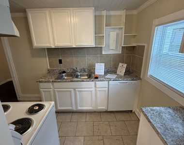 602 Bragg Street - Photo Thumbnail 13