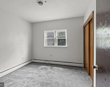 819 Mercer Street - Photo Thumbnail 22