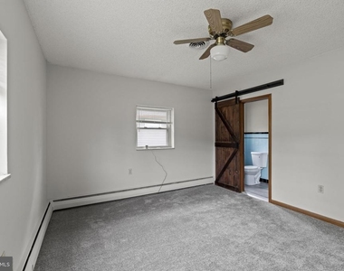 819 Mercer Street - Photo Thumbnail 14