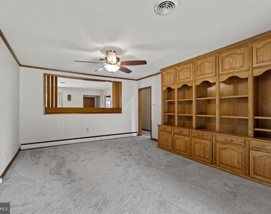819 Mercer Street - Photo Thumbnail 8