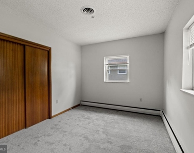 819 Mercer Street - Photo Thumbnail 25