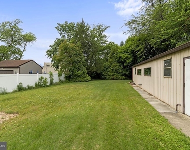 819 Mercer Street - Photo Thumbnail 30