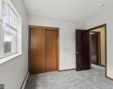 819 Mercer Street - Photo Thumbnail 23