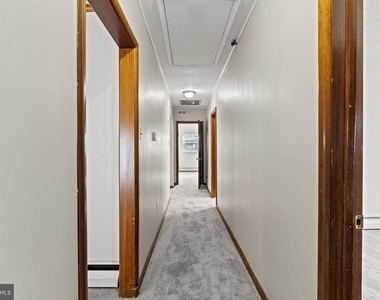 819 Mercer Street - Photo Thumbnail 21
