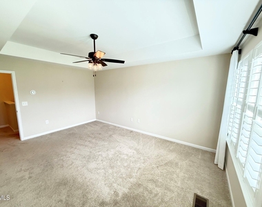 537 Austin View Boulevard - Photo Thumbnail 23