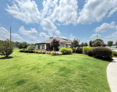 537 Austin View Boulevard - Photo Thumbnail 37