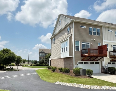 537 Austin View Boulevard - Photo Thumbnail 35