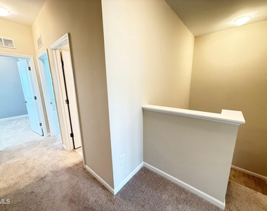 537 Austin View Boulevard - Photo Thumbnail 25