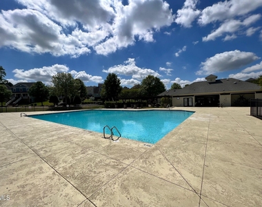 537 Austin View Boulevard - Photo Thumbnail 43
