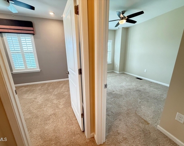 537 Austin View Boulevard - Photo Thumbnail 29