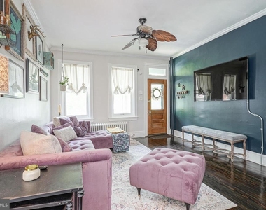 6 E Collings Avenue - Photo Thumbnail 2