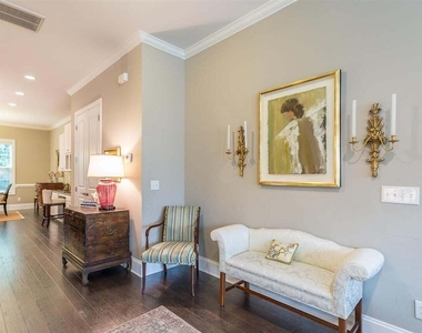 225 Penley Circle - Photo Thumbnail 3
