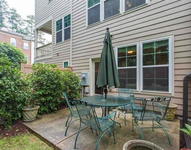 225 Penley Circle - Photo Thumbnail 14