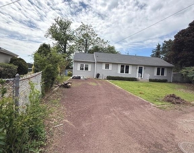 9 Piegan Lane - Photo Thumbnail 2