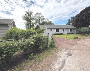9 Piegan Lane - Photo Thumbnail 1