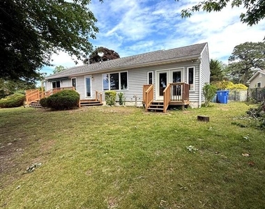 9 Piegan Lane - Photo Thumbnail 6