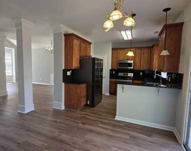 5417 Keowee Way - Photo Thumbnail 6