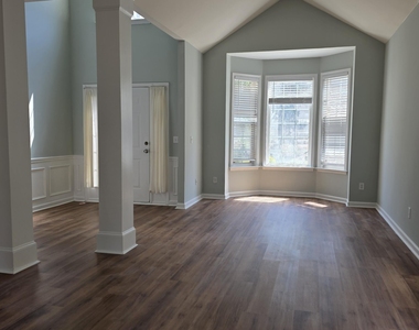 5417 Keowee Way - Photo Thumbnail 4