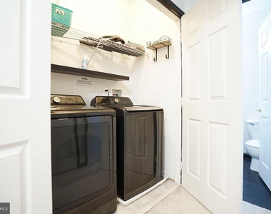 1321 Karen Boulevard - Photo Thumbnail 16