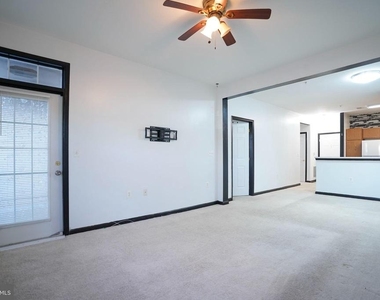 1321 Karen Boulevard - Photo Thumbnail 8