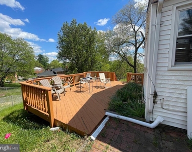 9221 Davidson Street - Photo Thumbnail 10