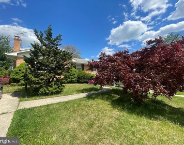 9221 Davidson Street - Photo Thumbnail 1