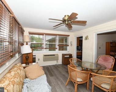 9221 Davidson Street - Photo Thumbnail 12