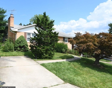 9221 Davidson Street - Photo Thumbnail 1