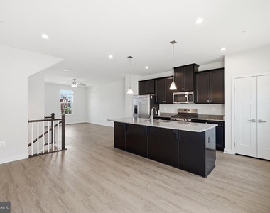 14737 Mattawoman Drive - Photo Thumbnail 11