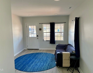 4309 S Alston Avenue - Photo Thumbnail 6