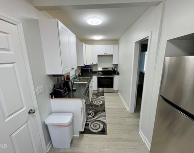 4309 S Alston Avenue - Photo Thumbnail 5