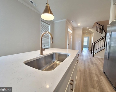 22320 Plover Street - Photo Thumbnail 3