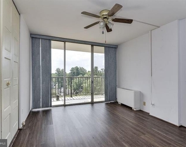 3333 University Boulevard W - Photo Thumbnail 4