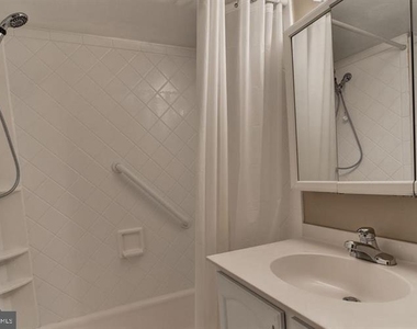 3333 University Boulevard W - Photo Thumbnail 6