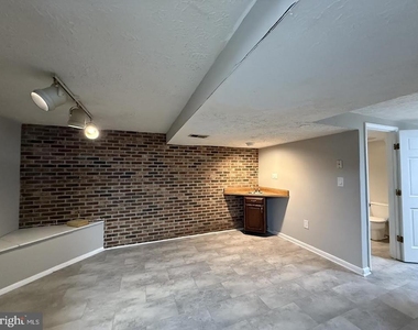 14931 Windmill Terrace - Photo Thumbnail 18