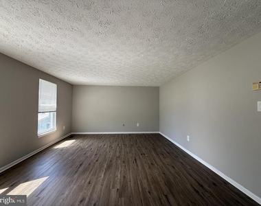 14931 Windmill Terrace - Photo Thumbnail 9