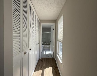 14931 Windmill Terrace - Photo Thumbnail 11