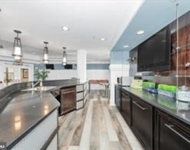 7 Booth Street - Photo Thumbnail 57