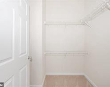 7 Booth Street - Photo Thumbnail 34