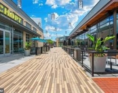 7 Booth Street - Photo Thumbnail 65