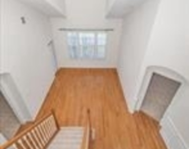 7 Booth Street - Photo Thumbnail 29
