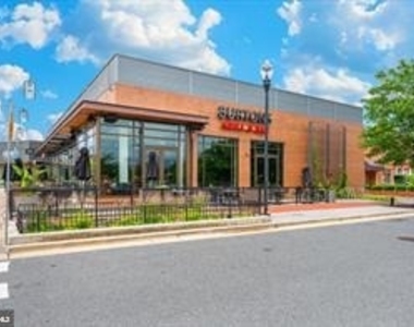 7 Booth Street - Photo Thumbnail 63