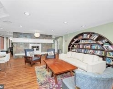 7 Booth Street - Photo Thumbnail 49