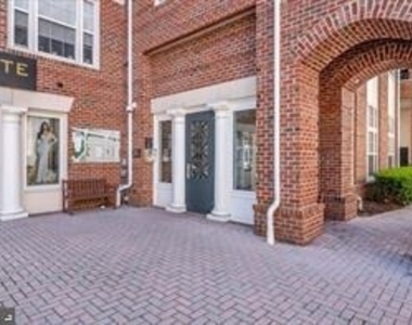 7 Booth Street - Photo Thumbnail 61