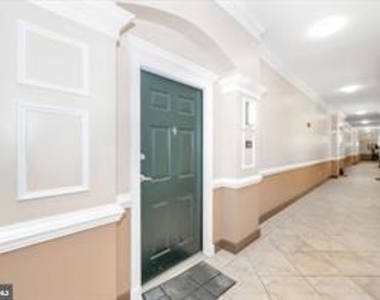 7 Booth Street - Photo Thumbnail 45