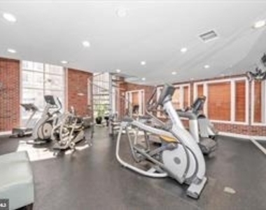 7 Booth Street - Photo Thumbnail 46
